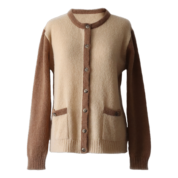 Women's cardigan, made of ultra soft luxury brushed yarn. Made in Peru by PFL knitwear.com