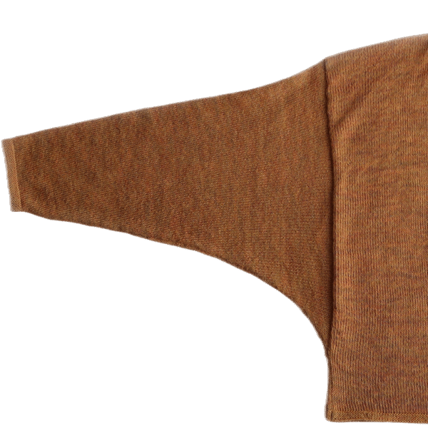 Women's cardigan baby alpaca 100%, with bat sleeves and tie closure. Made in Peru by PFL knitwear