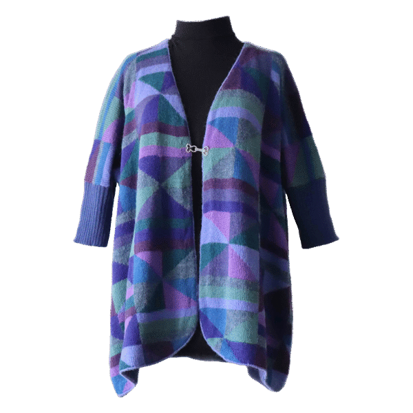 Women's wrap cardigan alpaca with 3 / 4 sleeves, graphic pattern. made in Peru by PFL knitwear