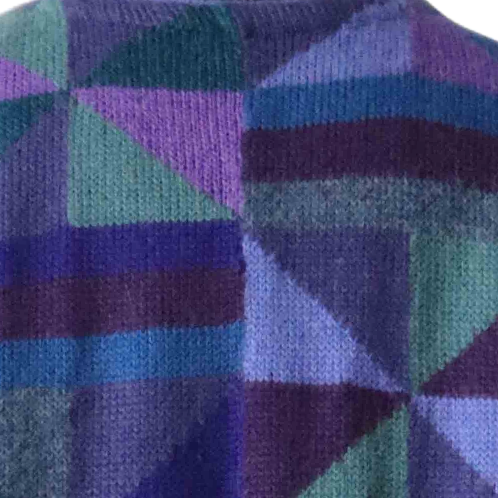 Women's wrap cardigan alpaca with 3 / 4 sleeves, graphic pattern. made in Peru by PFL knitwear Women's wrap cardigan alpaca with 3 / 4 sleeves, graphic pattern. made in Peru by PFL knitwear
