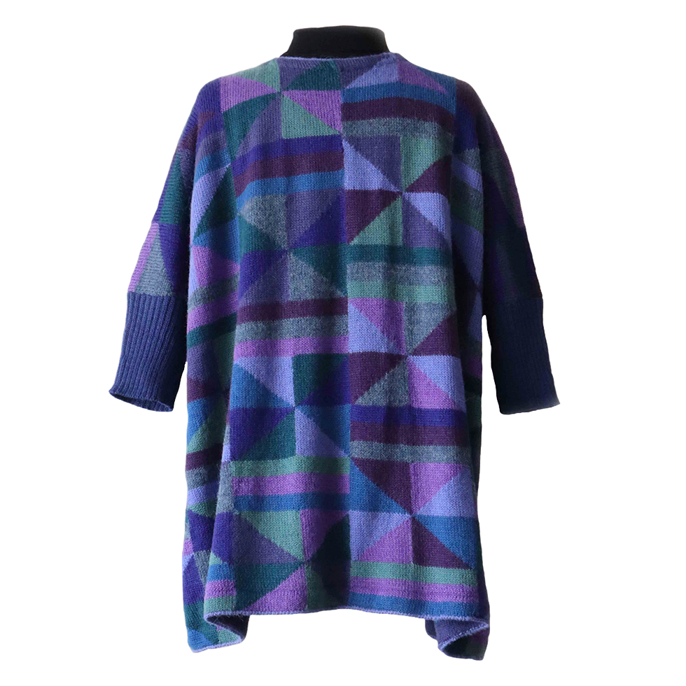 Women's wrap cardigan alpaca with 3 / 4 sleeves, graphic pattern. made in Peru by PFL knitwear Women's wrap cardigan alpaca with 3 / 4 sleeves, graphic pattern. made in Peru by PFL knitwear