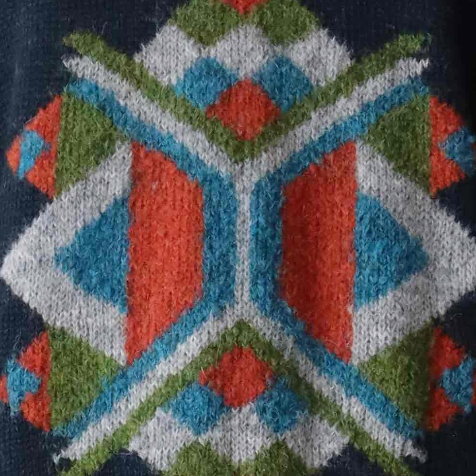 Women's cardigan baby alpaca, intarsia knitted with geometric pattern. Made in Peru by PFL knitwear Women's cardigan baby alpaca, intarsia knitted with geometric pattern. Made in Peru by PFL knitwear