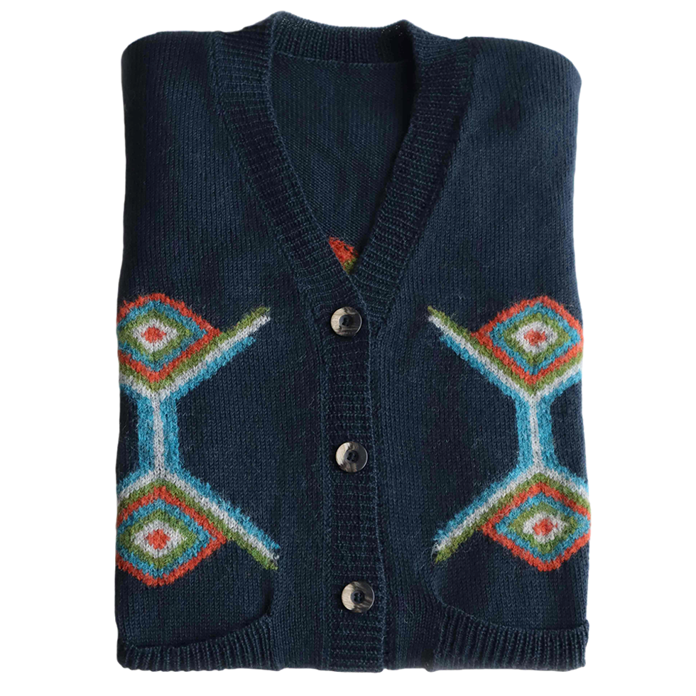 Women's cardigan baby alpaca, intarsia knitted with geometric pattern. Made in Peru by PFL knitwear Women's cardigan baby alpaca, intarsia knitted with geometric pattern. Made in Peru by PFL knitwear