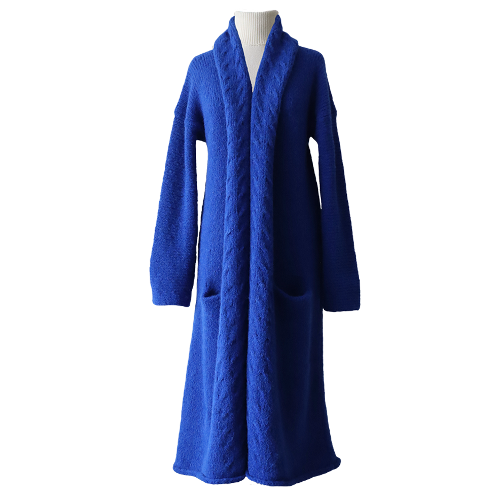 Long cardigan, alpaca blend, hand knitted with cable pattern. Made in Peru by PFL knitwear Long cardigan, alpaca blend, hand knitted with cable pattern. Made in Peru by PFL knitwear