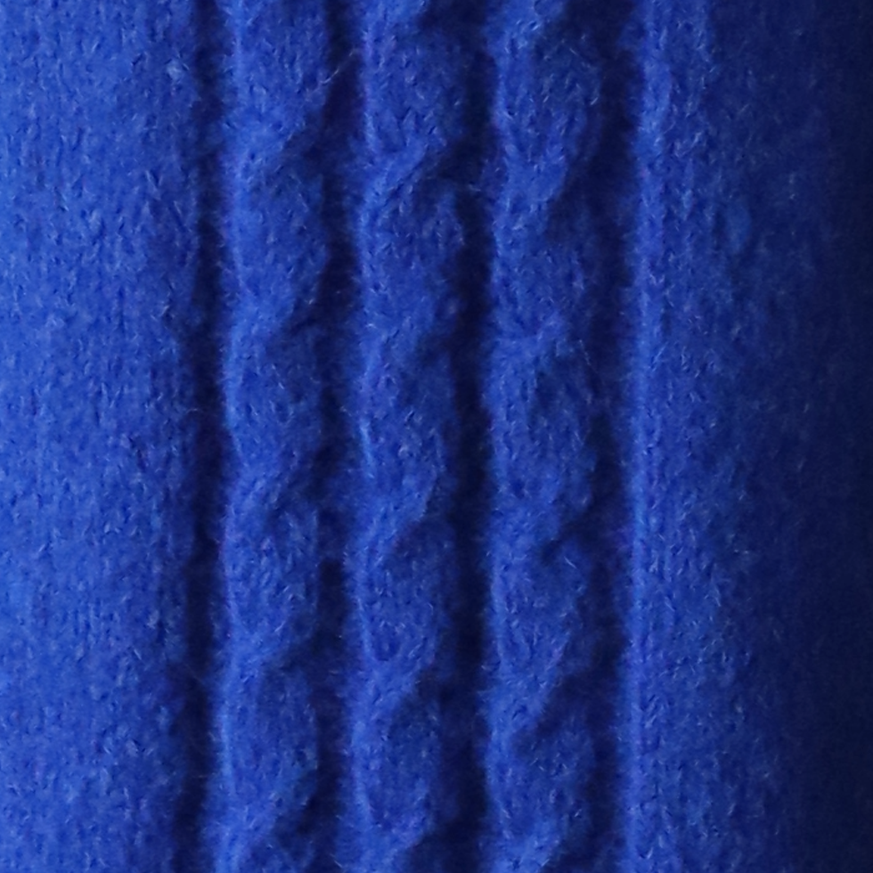 Long cardigan, alpaca blend, hand knitted with cable pattern. Made in Peru by PFL knitwear Long cardigan, alpaca blend, hand knitted with cable pattern. Made in Peru by PFL knitwear