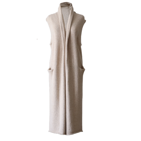 Women's long sleeveless cardigan felted, color oatmeal, natural yarns. Made in Peru by PFL knitwear