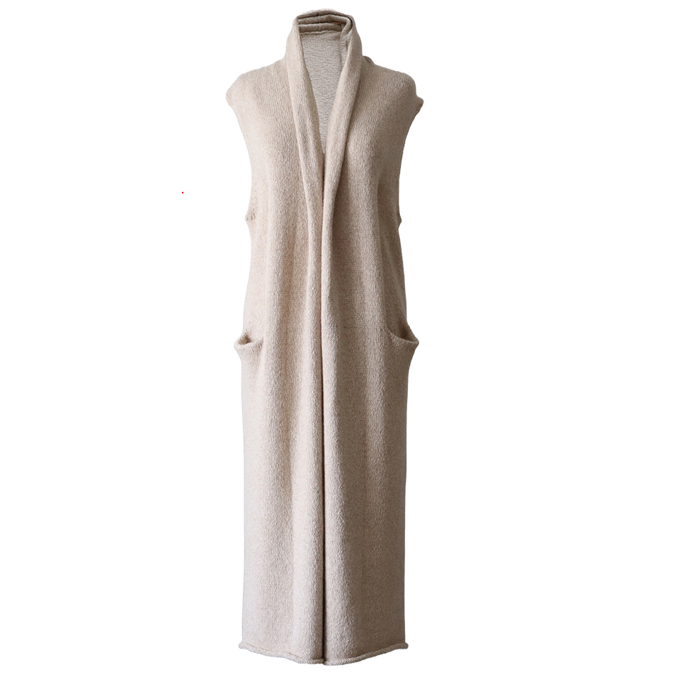Women's long sleeveless cardigan felted, color oatmeal, natural yarns. Made in Peru by PFL knitwear Women's long sleeveless cardigan felted, color oatmeal, natural yarns. Made in Peru by PFL knitwear