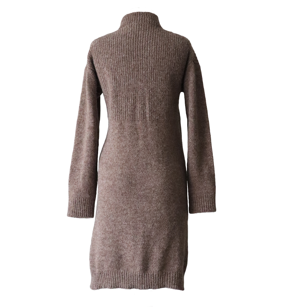 Women's soft brushed alpaca cardigan with V-neck and button closure. Made in Peru by PFL knitwear Women's soft brushed alpaca cardigan with V-neck and button closure. Made in Peru by PFL knitwear