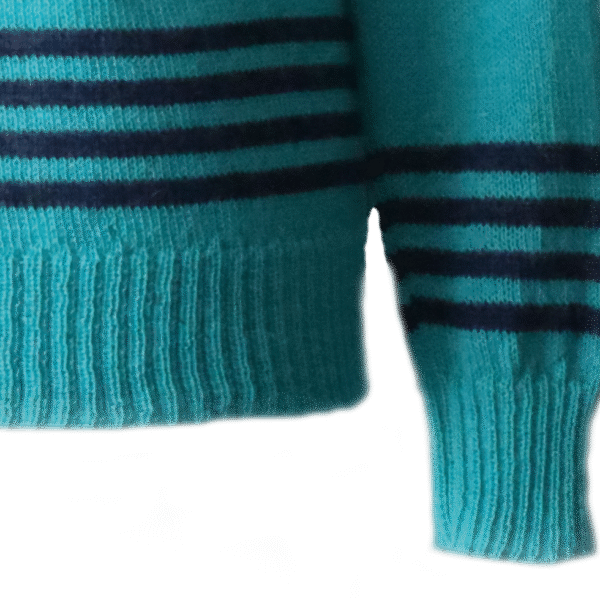Women's sweater, with V-neck and contrasting stripes at the bottom edge. Made in Peru by PFL knitwear