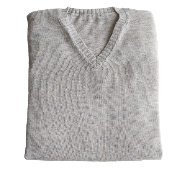 Women's alpaca sweater, with  V- neck and half long sleeves. Made in Peru by PFL knitwear
