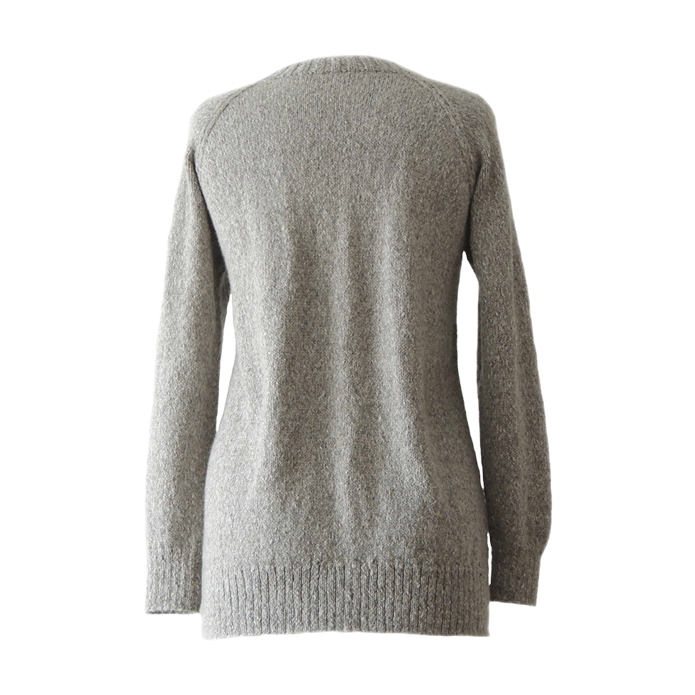 Sustainable women's sweater in a luxury blend of Eco Baby Alpaca and Pima Cotton. Made in Peru by PFL knitwear Sustainable women's sweater in a luxury blend of Eco Baby Alpaca and Pima Cotton. Made in Peru by PFL knitwear