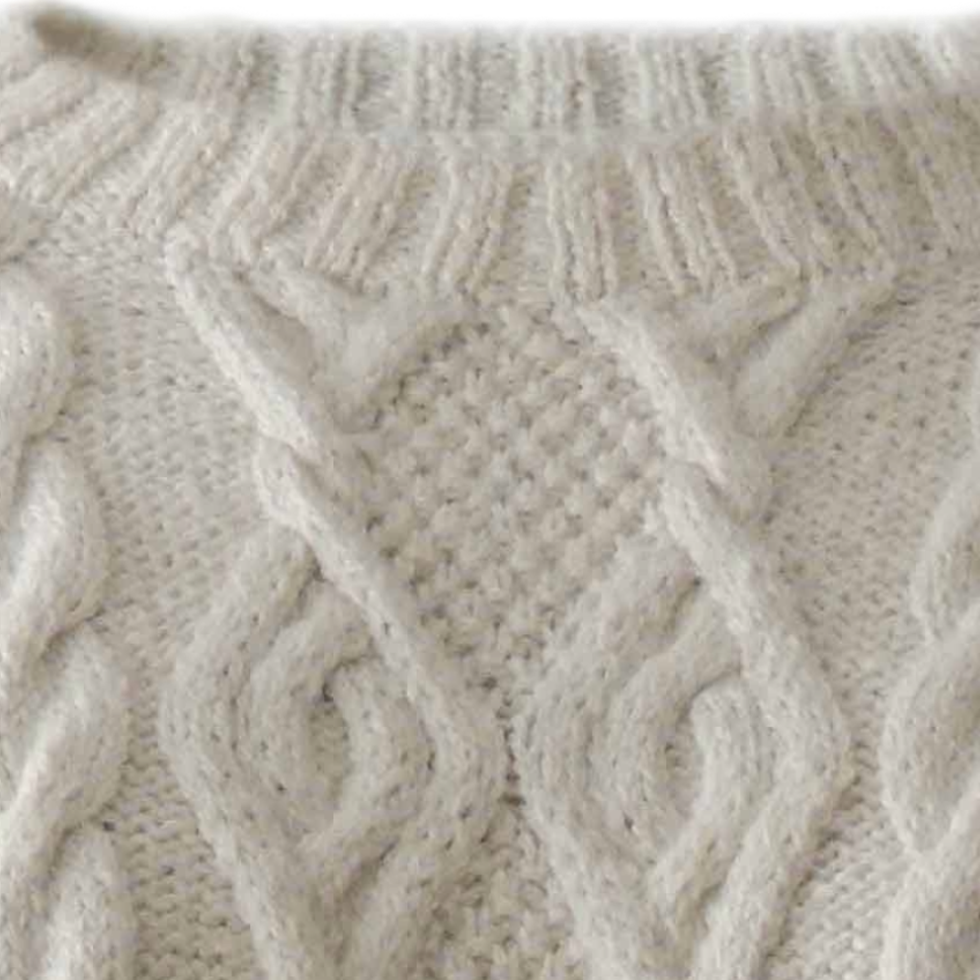 Sustainable women's sweater in a luxury blend of Eco Baby Alpaca and Pima Cotton. Made in Peru by PFL knitwear Sustainable women's sweater in a luxury blend of Eco Baby Alpaca and Pima Cotton. Made in Peru by PFL knitwear
