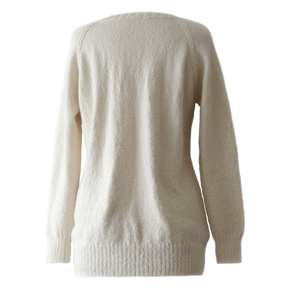 Sustainable women's sweater in a luxury blend of Eco Baby Alpaca and Pima Cotton. Made in Peru by PFL knitwear Sustainable women's sweater in a luxury blend of Eco Baby Alpaca and Pima Cotton. Made in Peru by PFL knitwear