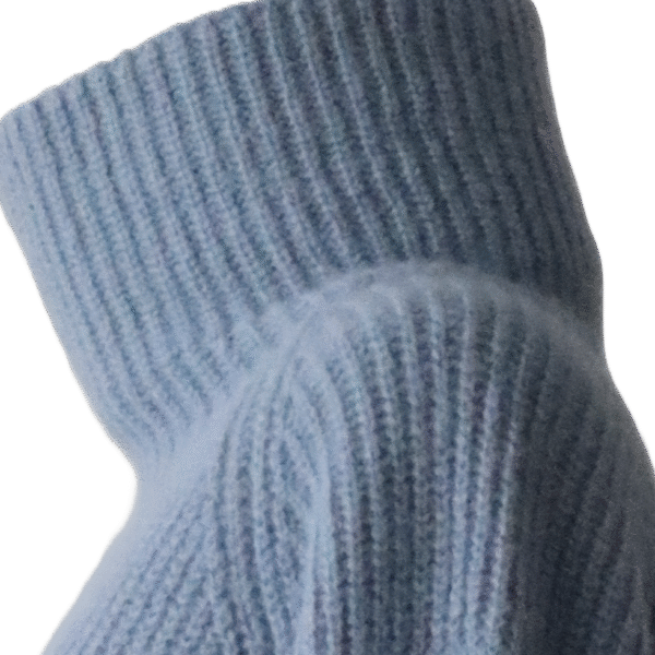 Women's sweater with roll neck made in Luxurious soft natural yarn blend. Made in Peru by PFL knitwear