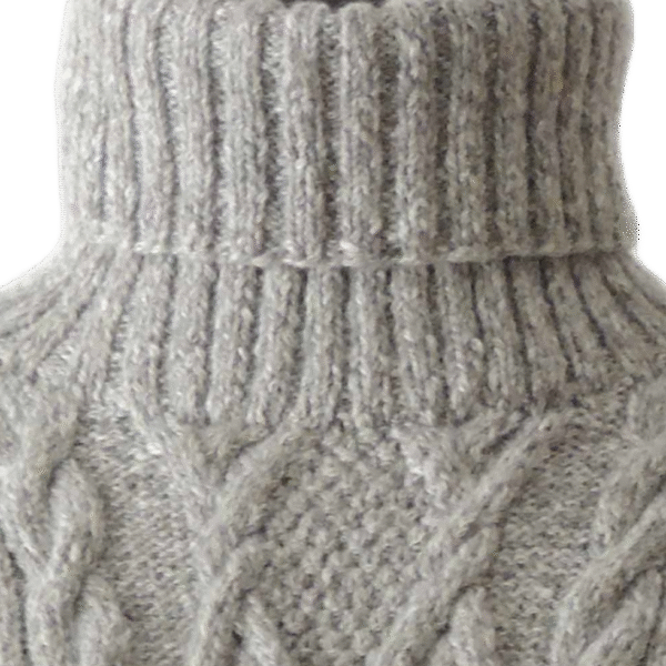 Sustainable luxury women's Sweater in Eco Baby Alpaca and Pima Cotton Blend. Made in Peru by PFL knitwear