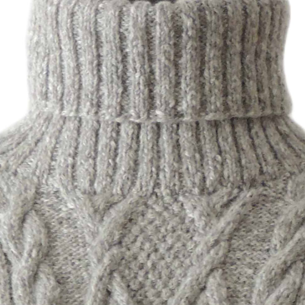 Sustainable luxury women's Sweater in Eco Baby Alpaca and Pima Cotton Blend. Made in Peru by PFL knitwear Sustainable luxury women's Sweater in Eco Baby Alpaca and Pima Cotton Blend. Made in Peru by PFL knitwear