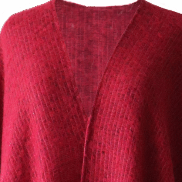 Wrap Ruana classic woven model, alpaca blend brushed with fringes. Made in Peru by PFL knitwear