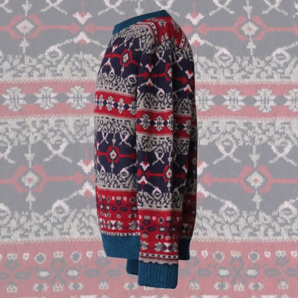 Men's alpaca cardigan with classic Norwegian pattern, jacquard knitted. Made in Peru by PFL Knitwear