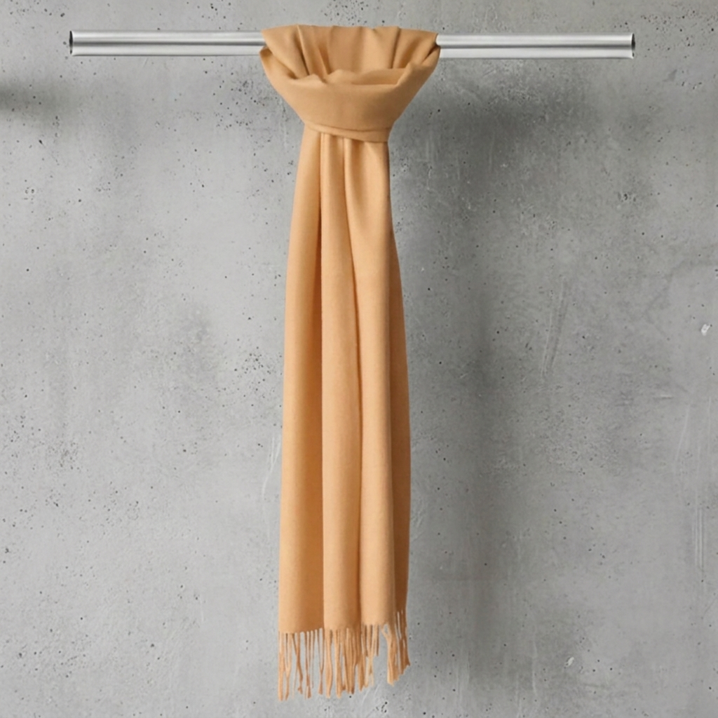 Unisex royal alpaca scarf, solid color with fringes. Made in Peru