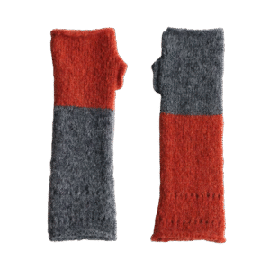 Fingerless gloves made of soft brushed alpaca yarn, wrist warmers, opposite color design. Made in Peru by PFL knitwear