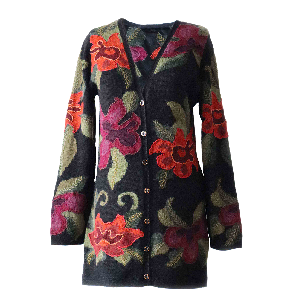 Women's alpaca cardigan Paclla, multicolor Intarsia knitted with flower pattern. Women's alpaca cardigan Paclla, multicolor Intarsia knitted with flower pattern.