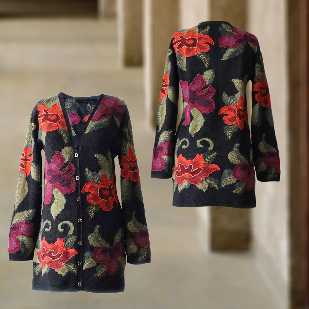 Women's alpaca cardigan Paclla, multicolor Intarsia knitted with flower pattern. Women's alpaca cardigan Paclla, multicolor Intarsia knitted with flower pattern.