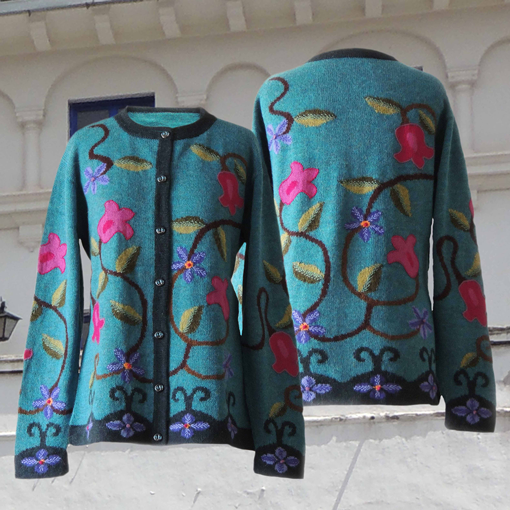 Women's alpaca cardigan Ingata, multicolor Intarsia knitted with flower pattern. Women's alpaca cardigan Ingata, multicolor Intarsia knitted with flower pattern.