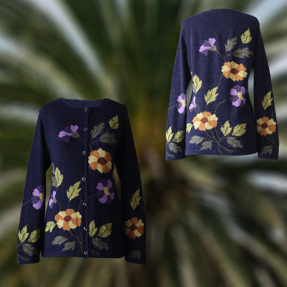 Women's cardigan alpaca intarsia knitted flower pattern. Made in Peru by PFL knitwear