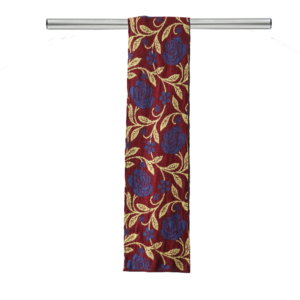 Baby alpaca scarf, with Jacquard knitted Flower Pattern. Made in Peru