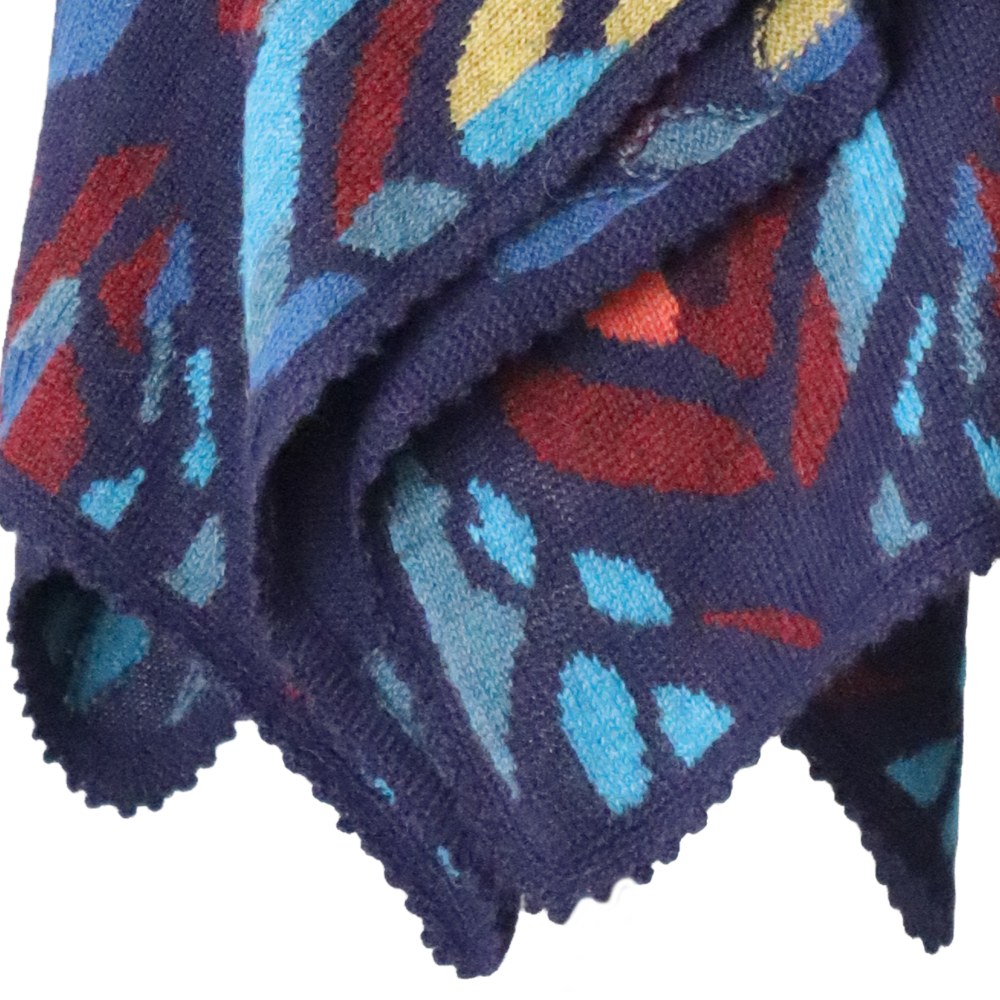 PFLknitwear.com/b2b/ Alpaca Ruana Wrap Tulipan with Colorful Intarsia Pattern, hand knitted. PFLknitwear.com/b2b/ Alpaca Ruana Wrap Tulipan with Colorful Intarsia Pattern, hand knitted.