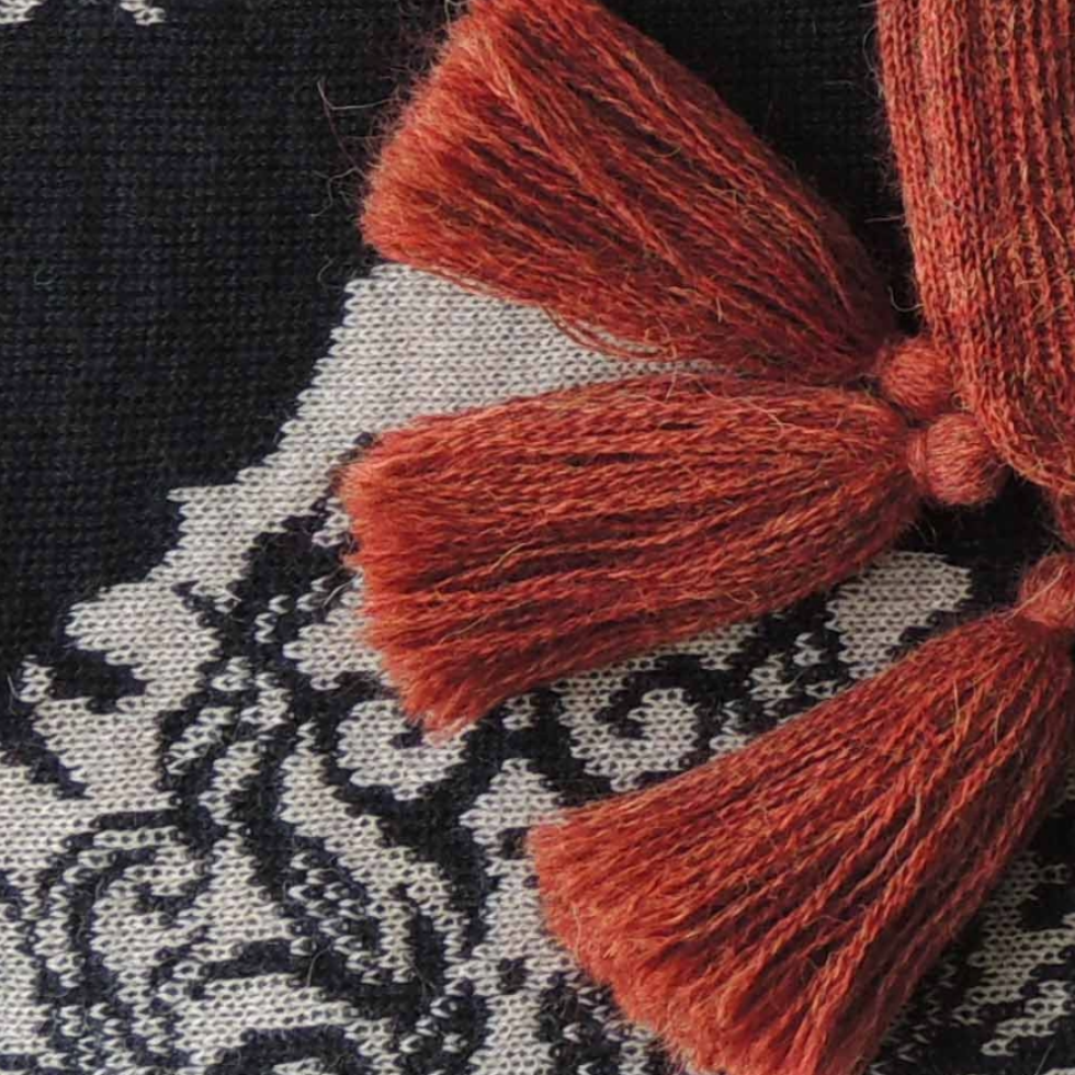 pflknitwear.com Ruana / wrap reversible, baby alpaca, jacquard knitted pattern, with tassels. pflknitwear.com Ruana / wrap reversible, baby alpaca, jacquard knitted pattern, with tassels.
