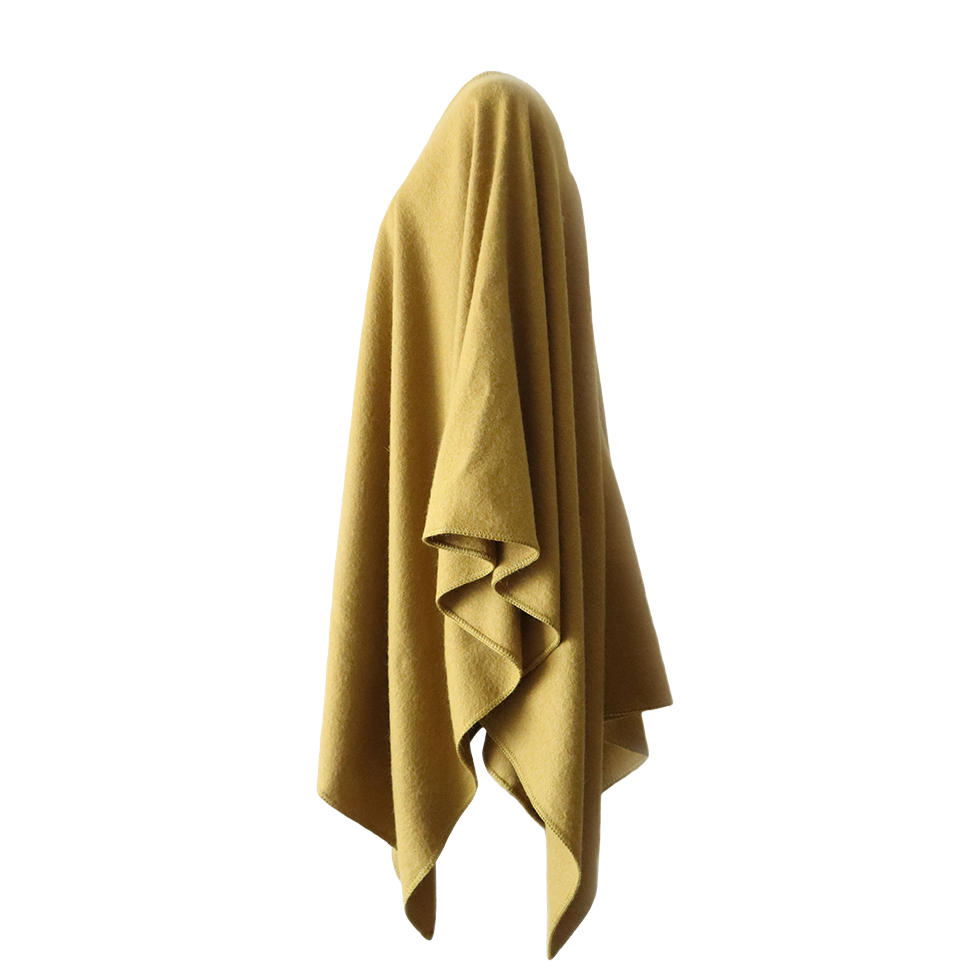 pflknitwear.com Poncho classic knitted model, felted solid color with V-neck. pflknitwear.com Poncho classic knitted model, felted solid color with V-neck.