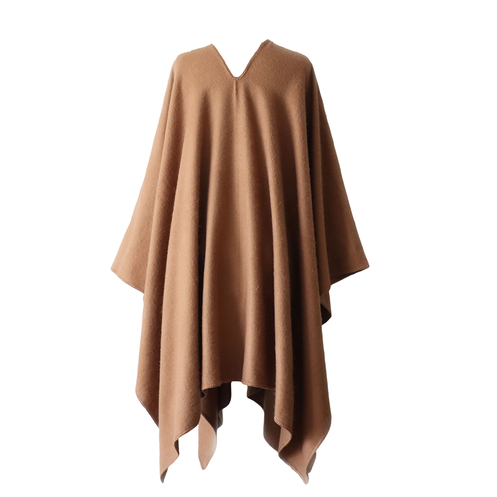 pflknitwear.com Poncho classic knitted model, felted solid color with V-neck. pflknitwear.com Poncho classic knitted model, felted solid color with V-neck.