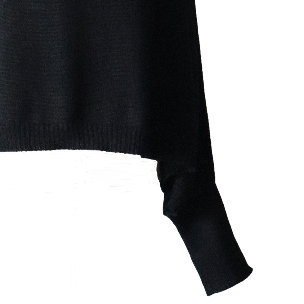 pflknitwear.com Poncho with sleeves and turtle neck, 100% baby alpaca color black pflknitwear.com Poncho with sleeves and turtle neck, 100% baby alpaca color black