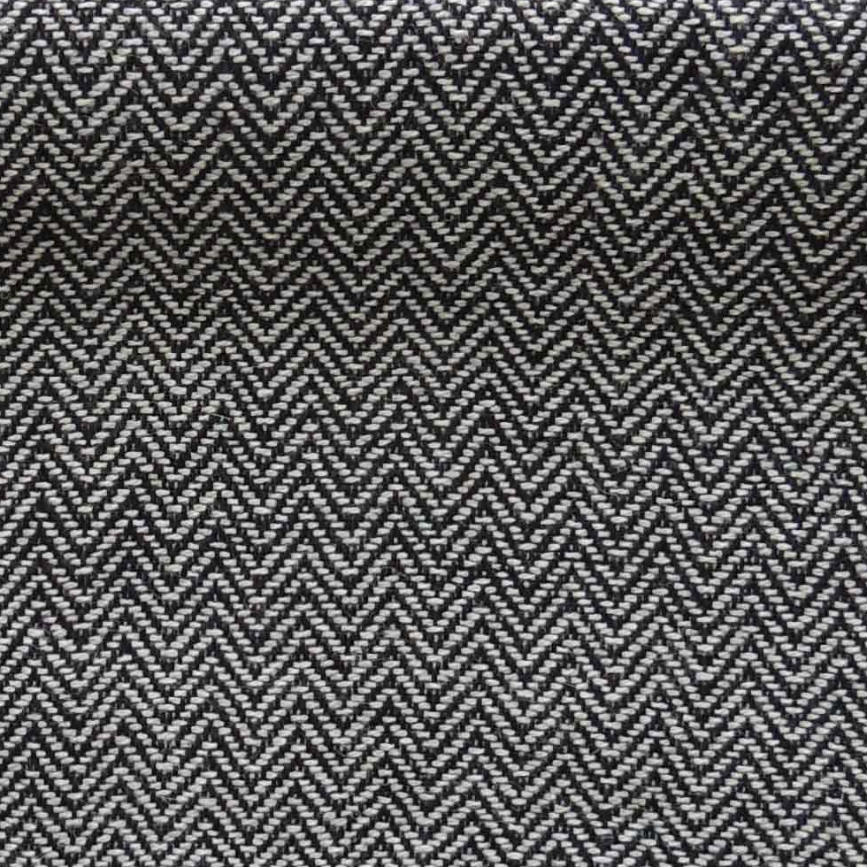 pflknitwear.com Men scarf, hand woven scarf with herringbone pattern and short fringes, navy blue / creme white pflknitwear.com Men scarf, hand woven scarf with herringbone pattern and short fringes, navy blue / creme white