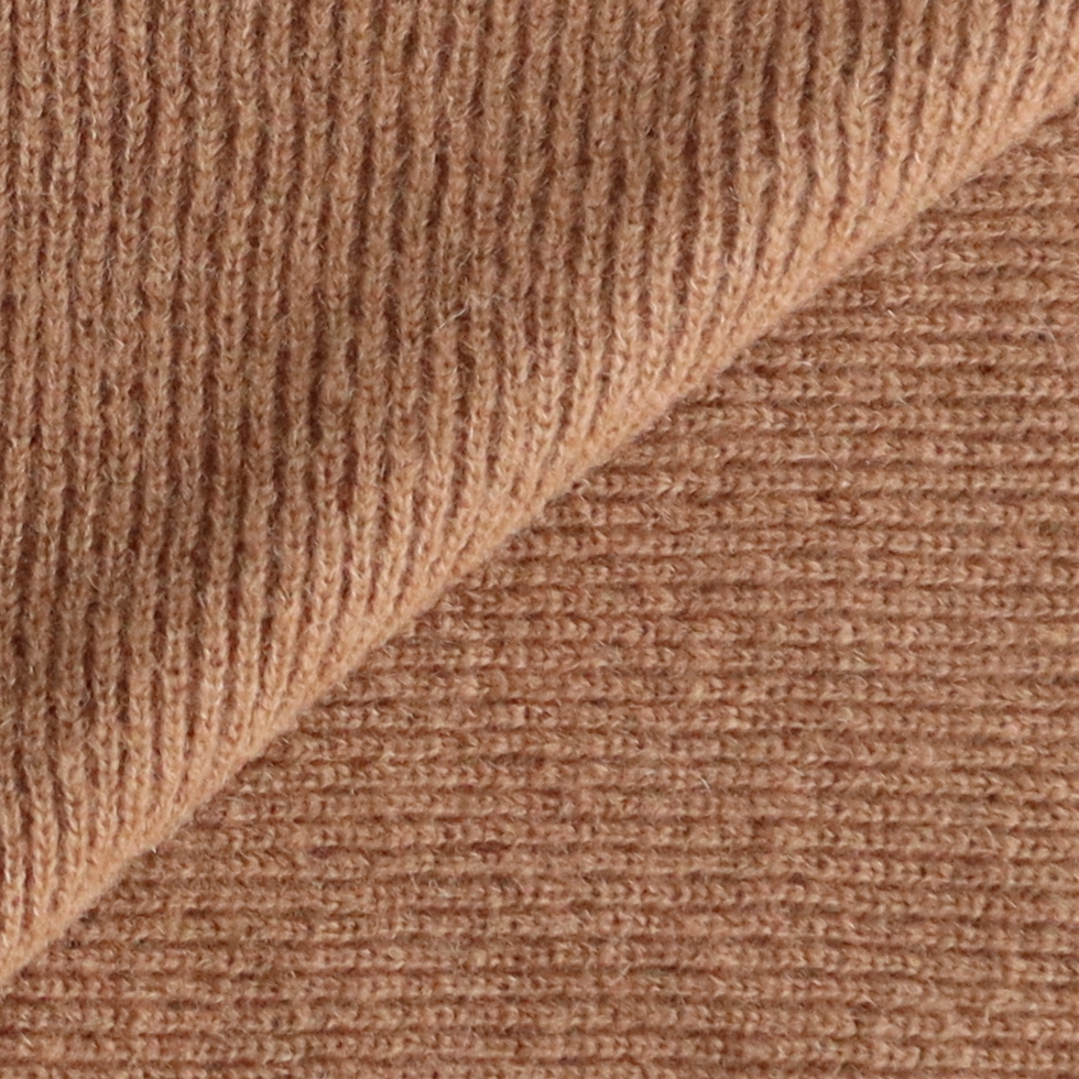 pflknitwear.com Unisex scarf, made of soft luxury natural yarn, a blend of baby alpaca, kid mohair and mulberry silk pflknitwear.com Unisex scarf, made of soft luxury natural yarn, a blend of baby alpaca, kid mohair and mulberry silk