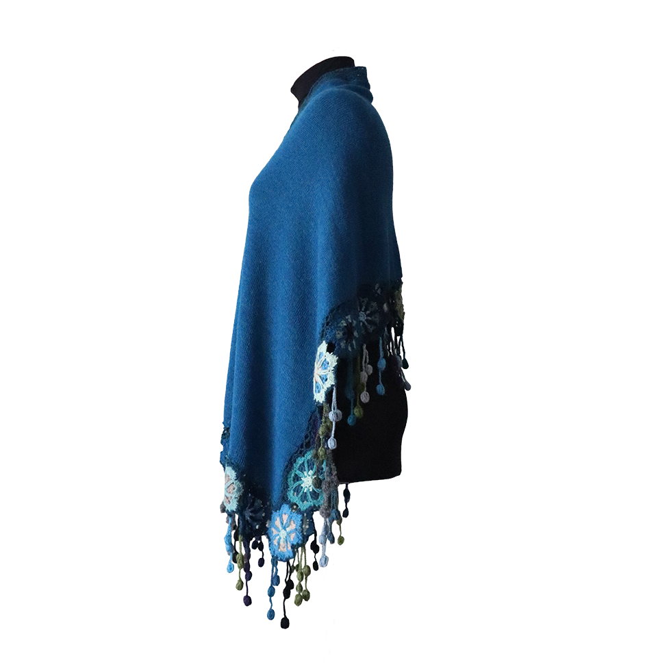 Women's shawl, 100% alpaca color blue with crocheted matching flower edge, hand knitted. Made in Peru by PFL knitwear