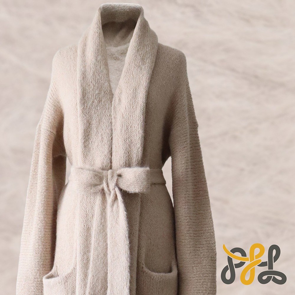 Cardigan Coat Suri Alpaca Oversized Shawl Collar Hand Knitted color beige. Made in Peru by PFL knitwear.