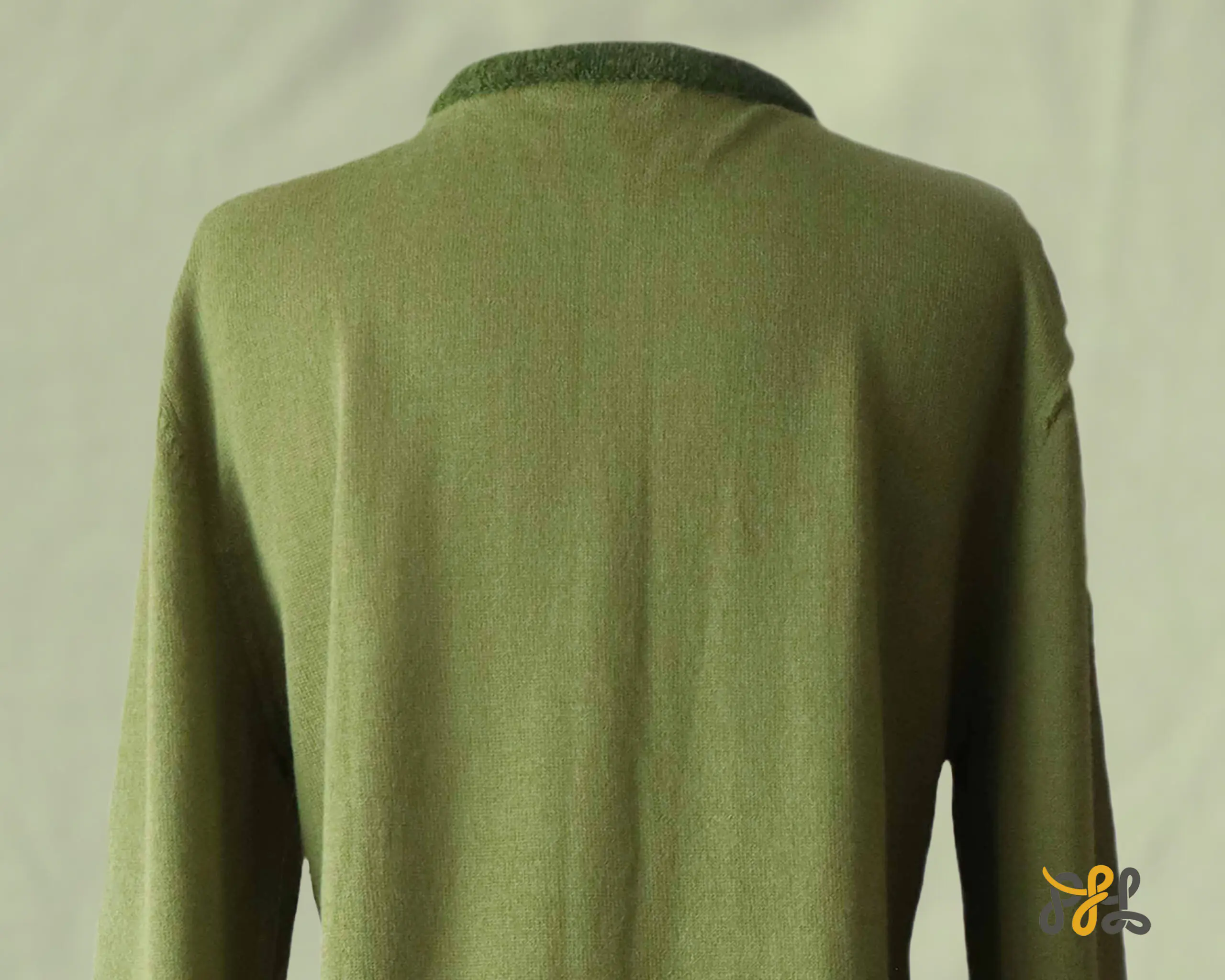 Cardigan baby alpaca, vest with button closure and crew neck color green. made in Peru by PFL knitwear