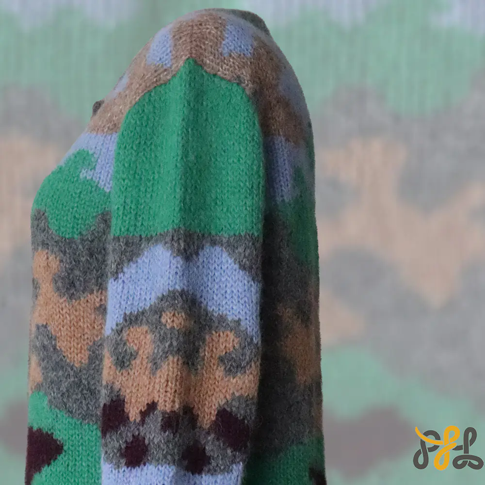 Cardigan Suri alpaca multi color pattern and crew neck, soft and warm made in Peru by PFL knitwear Cardigan Suri alpaca multi color pattern and crew neck, soft and warm made in Peru by PFL knitwear