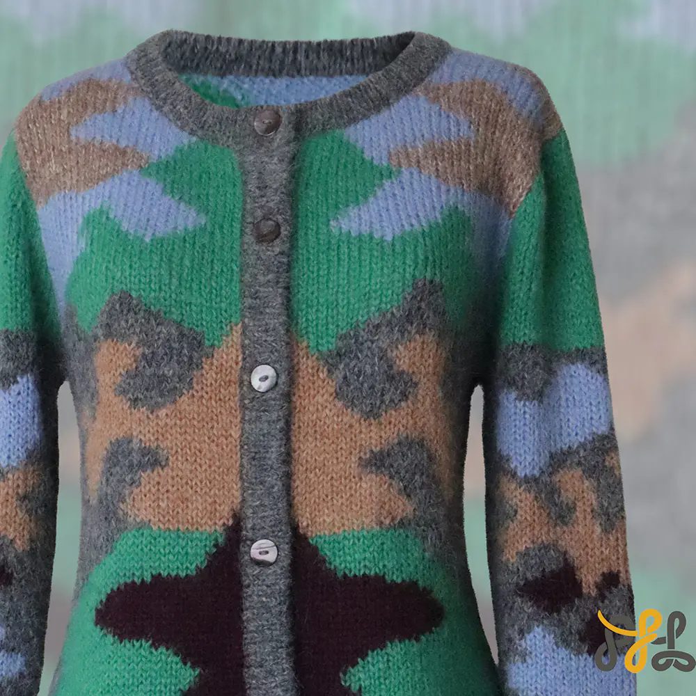 Cardigan Suri alpaca multi color pattern and crew neck, soft and warm made in Peru by PFL knitwear Cardigan Suri alpaca multi color pattern and crew neck, soft and warm made in Peru by PFL knitwear