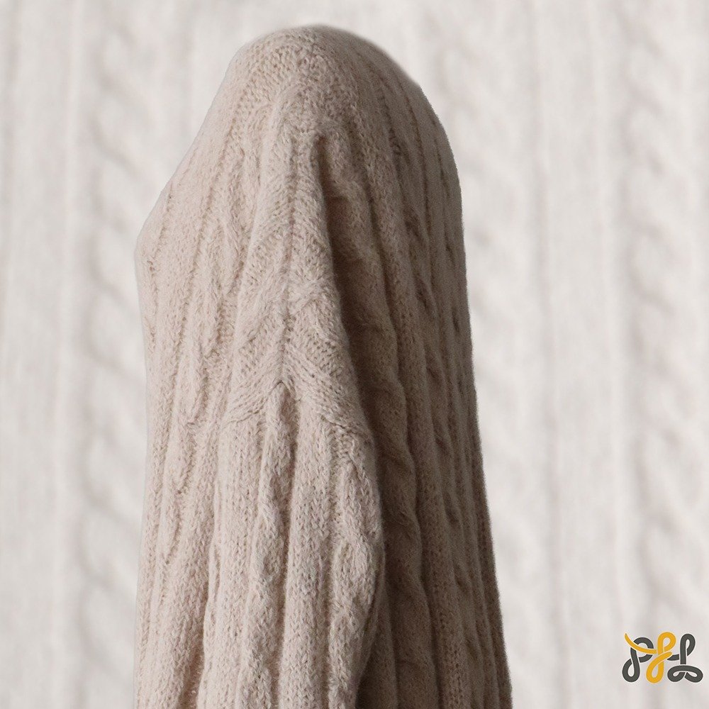 Suri Alpaca Sweater, with cable pattern side splits and crew neck, color oatmeal. Made in Peru by PFL knitwear