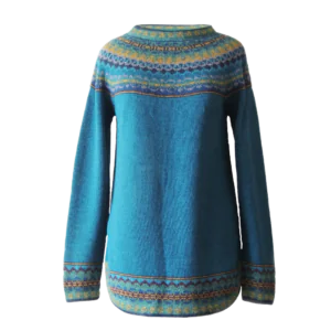 PFLknitwear.com Women's alpaca sweater, pullover with crew neck and symmetrical patterns. Made in Peru