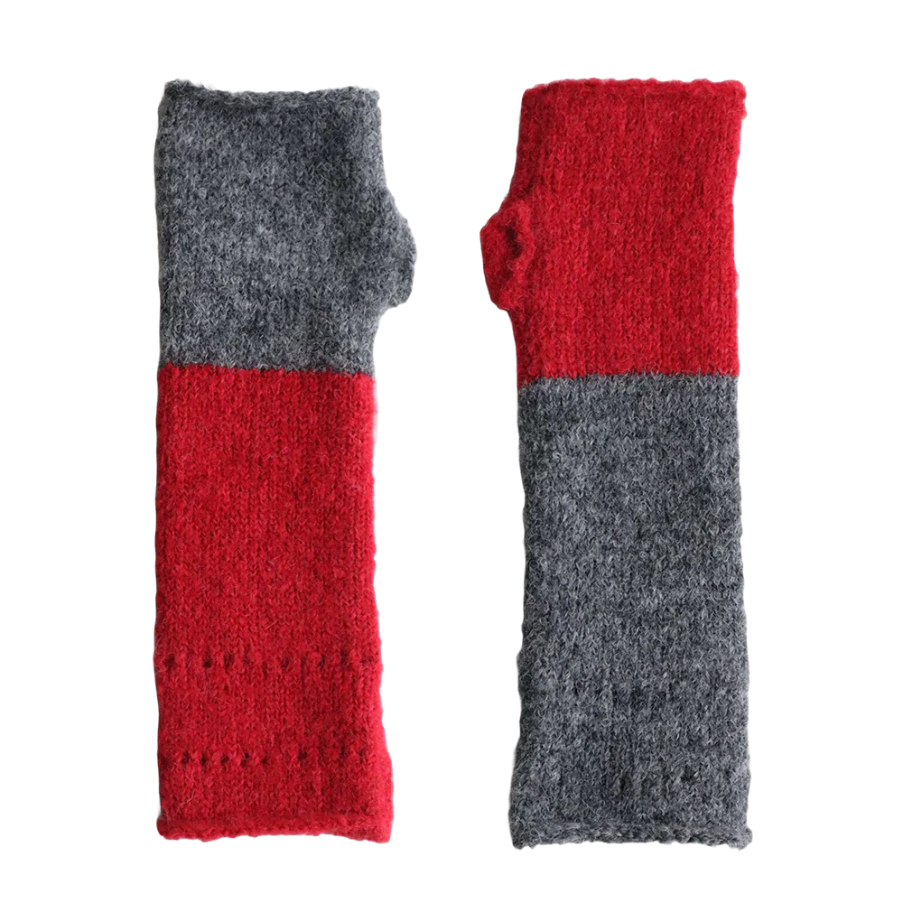 PFLknitwear.com Fingerless Gloves, Soft Brushed, Two-Tone Color Design, Cozy alpaca Hand, Wrist warmers. made in Peru PFLknitwear.com Fingerless Gloves, Soft Brushed, Two-Tone Color Design, Cozy alpaca Hand, Wrist warmers. made in Peru