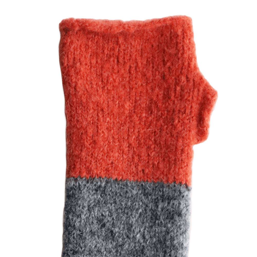 PFLknitwear.com Fingerless Gloves, Soft Brushed, Two-Tone Color Design, Cozy alpaca Hand, Wrist warmers. made in Peru PFLknitwear.com Fingerless Gloves, Soft Brushed, Two-Tone Color Design, Cozy alpaca Hand, Wrist warmers. made in Peru