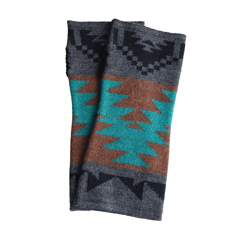 PFLknitwear.com Alpaca fingerless gloves, wrist warmers fine jacquard knitted with graphic pattern made in Peru PFLknitwear.com Alpaca fingerless gloves, wrist warmers fine jacquard knitted with graphic pattern made in Peru